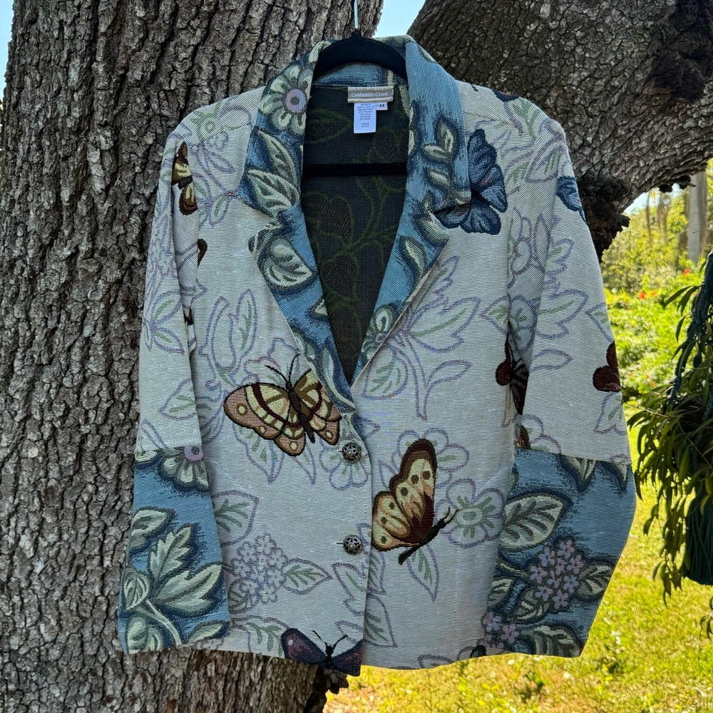 Vtg Tapestry Coldwater Creek blue butterfly blazer w/2 side pockets.Size M